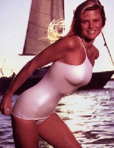 img : christie brinkley17