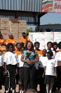 Melinda Doolittle : melinda-gives-back 290x436