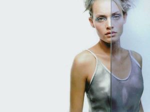 Amber Valletta : 006524682