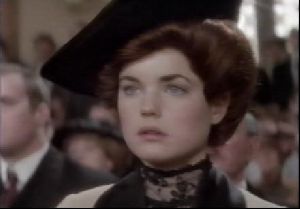 elizabeth mcgovern : 1