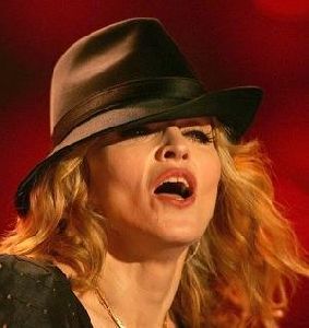 Madonna : madonna-pic 300x318