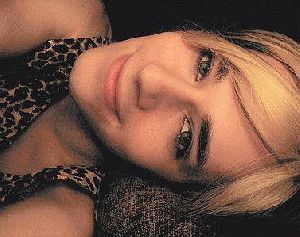 Chris Crocker : chris-crocker 377x299