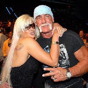 Hulk Hogan : anna-nicole-hulk 400x400