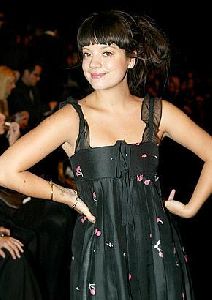 Lily Allen : outspoken-lily-allen 290x410