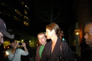 Cindy Crawford : Cindy Crawford at Mr Chow restaurant 1