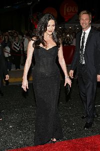 Catherine Zeta Jones : CZJ6