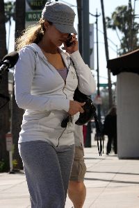 Jessica Alba spotted going for Manicure on Wilshire Boulevard in Beverly Hills on March 18th 2008