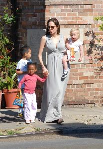 Angelina Jolie : angelina jolie106 47dfb492e4fdb