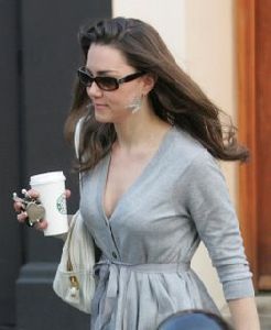 Kate Middleton : Kate Middleton in London 4