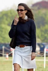 Kate Middleton : Kate Middleton walks around the Cross Country course 1