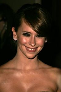 Jennifer Love Hewitt : jenniferlovehewitt 8thfamilytelevision 11 2