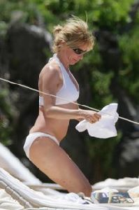 Rosanna Arquette : Rosanna Arquette Beach 4