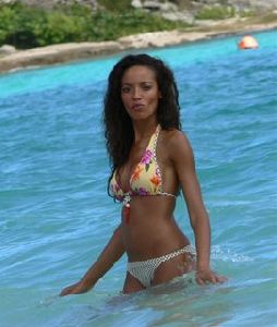 Selita Ebanks : Selta+Ebanks+4 2