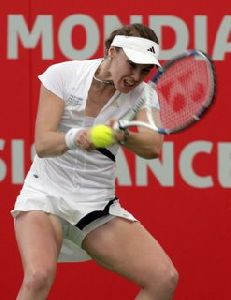 Martina Hingis : gld1171231041024x768at8 2