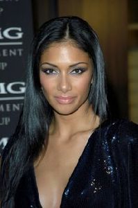 Nicole Scherzinger : Nicole Scherzinger5 2