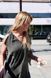 Tara Reid : Tara Reid Candids 5