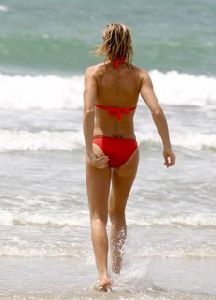 Nell McAndrew : 5200612120285 2