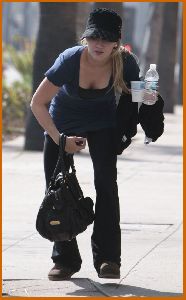 Hilary Duff : duff38 47e3f672b2472