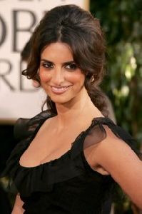 Penelope Cruz : Penelope Cruz 64th Annual Golden Globe Awards Arrivals 08