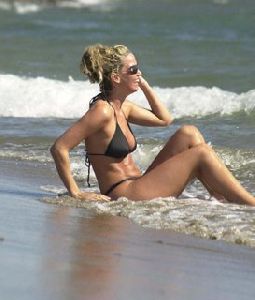 Sarah Harding : 34874 Sarah Harding1 122 497lo 2