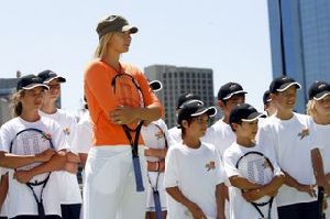 Maria Sharapova : 53133 Kosty555.info 3 122 390lo