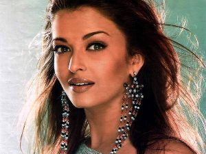 Aishwarya Rai : 007380834