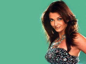 Aishwarya Rai : 007380817