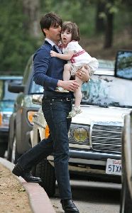 Tom Cruise : tom-cruise-suri-3258-9