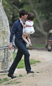 Tom Cruise : tom-cruise-suri-3258-7