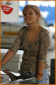 Lily Allen : lily allen31 47fb66f893538-t