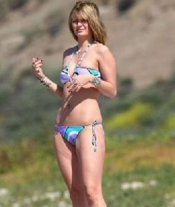 Mischa Barton : Mischa Barton bikini-6 1