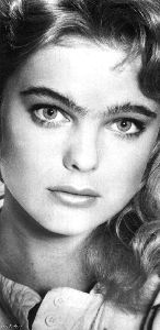 Erika Eleniak : Erika-Eleniak-597x1225-66kb-media-383-media-0183