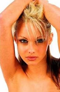 Jessica-Jane Clement face close-up picture