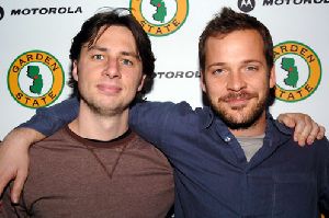 Zach Braff : peter-sarsgaard4