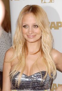 Nicole Richie : F859DJYTNA n2 47ff5698af6ec