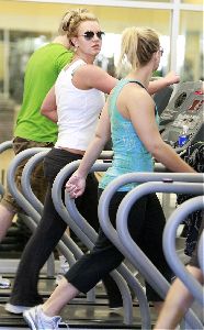 Britney Spears Gym Workout Candids on April 20th, 2008