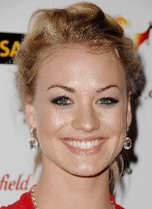 Yvonne Strahovski : 27183 yvonne strahovski black tie gala 012008003 122 133lo