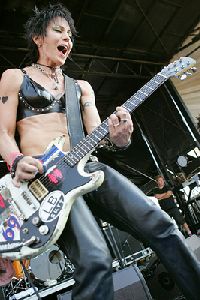 Joan Jett : 11274325-11274328-large