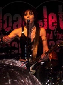 Joan Jett : 12739541-12739544-large