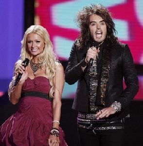 Russell Brand : presenting MTV Awards