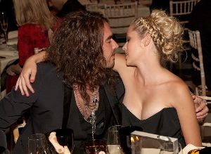 Russell Brand : with Teresa Palmer