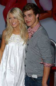 Julianne Hough : with dance partner Cody Linley