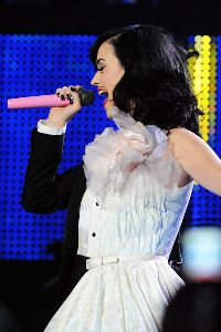 Katy Perry : performance of Katy Perry at the Awards