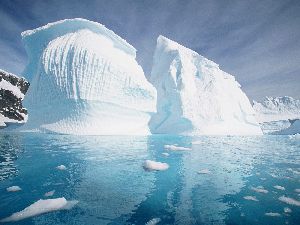 Antarctica : Pleneau Island, Antarctic Peninsula