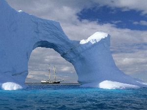 Antarctica : Antarctic Sailing