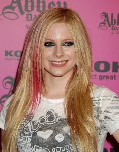 Avril Lavigne : avril lavigne968 4884875cf0923