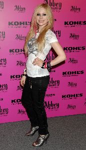 Avril Lavigne : avril lavigne953 4884875ccf93c