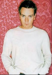 ewan mcgregor : 18