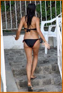 Rosario Dawson : rosario dawson in a bikini 008 48849e6a2c0a9