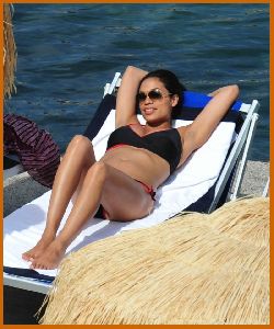 Rosario Dawson : Rosario Dawson Bikini pictures4 48849e6a183e1